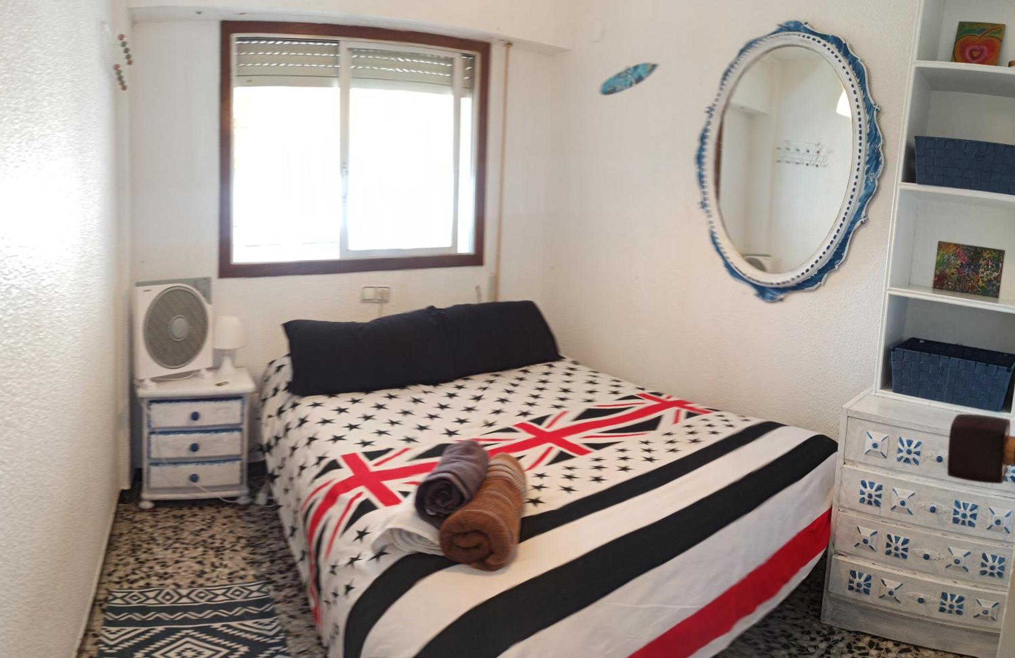 ולנסיה Blue Double Private Room At Front Beach - Habitacion Doble En La Playa מראה חיצוני תמונה